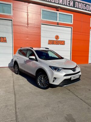 TOYOTA RAV4